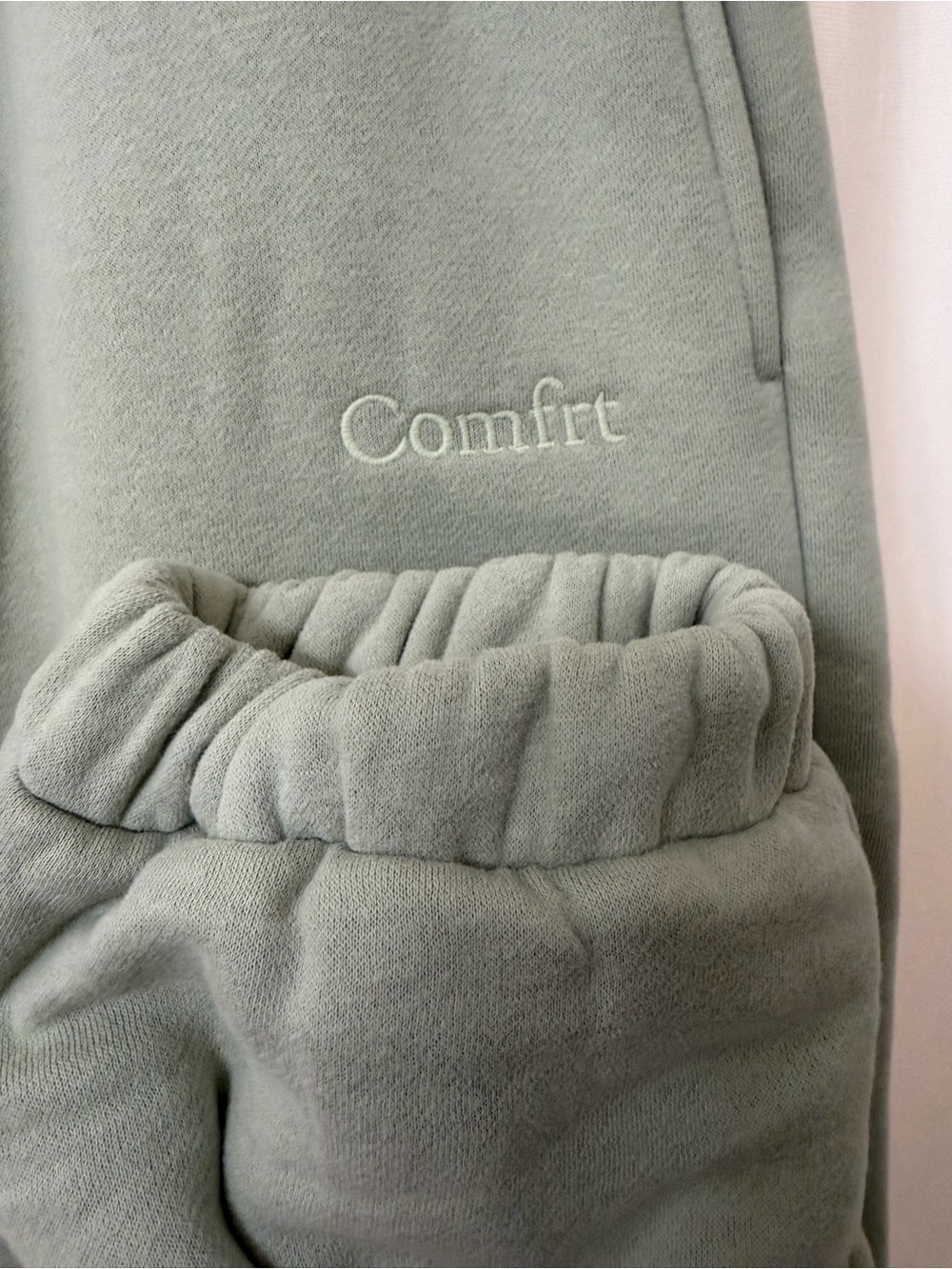 Comfort-Fit Sage Green Joggers - Picture 2 of 4